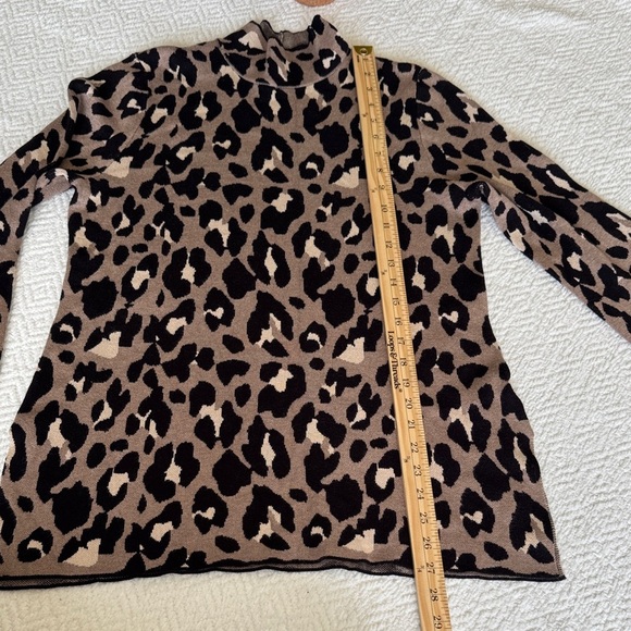Dennis by Dennis Basso Women’s Leopard Brown Blouse Size M - Picture 5 of 8